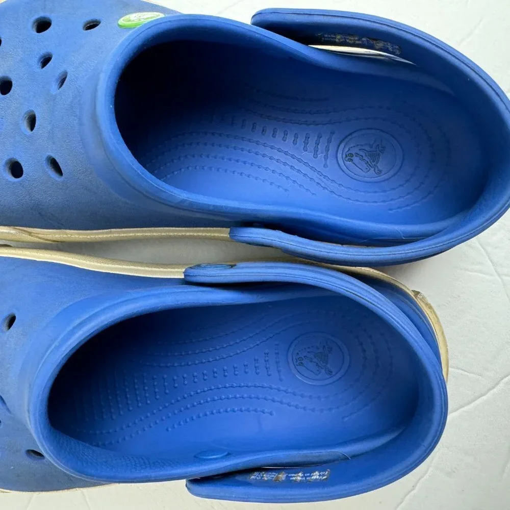CROCS Blue  Boy's sandals  flip flop Size J 1